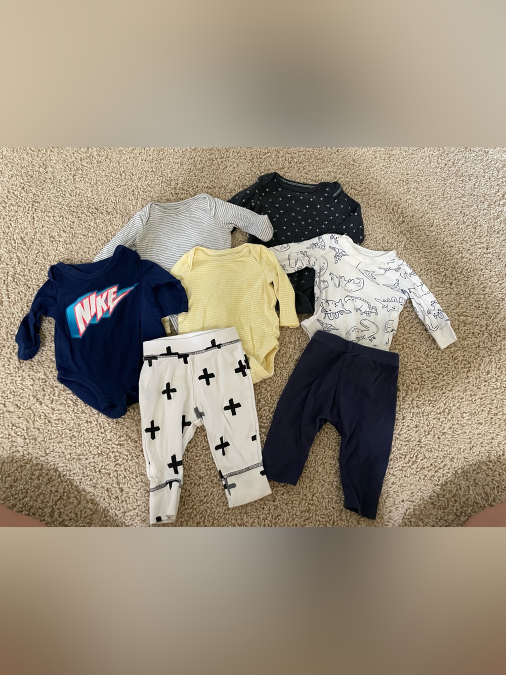 Baby boys 7 piece lot 0-3m - Gap carters Nike